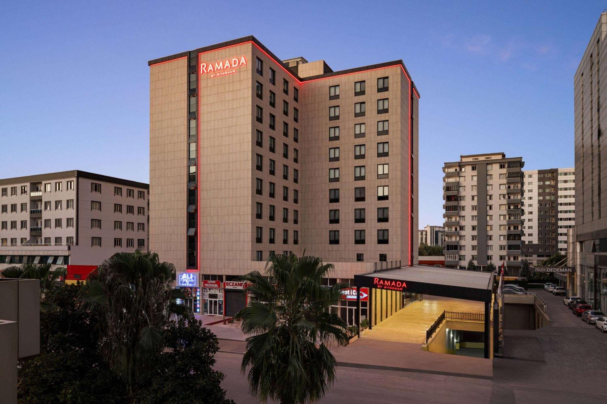 Hotel Ramada By Wyndham Gaziantep Exterior foto