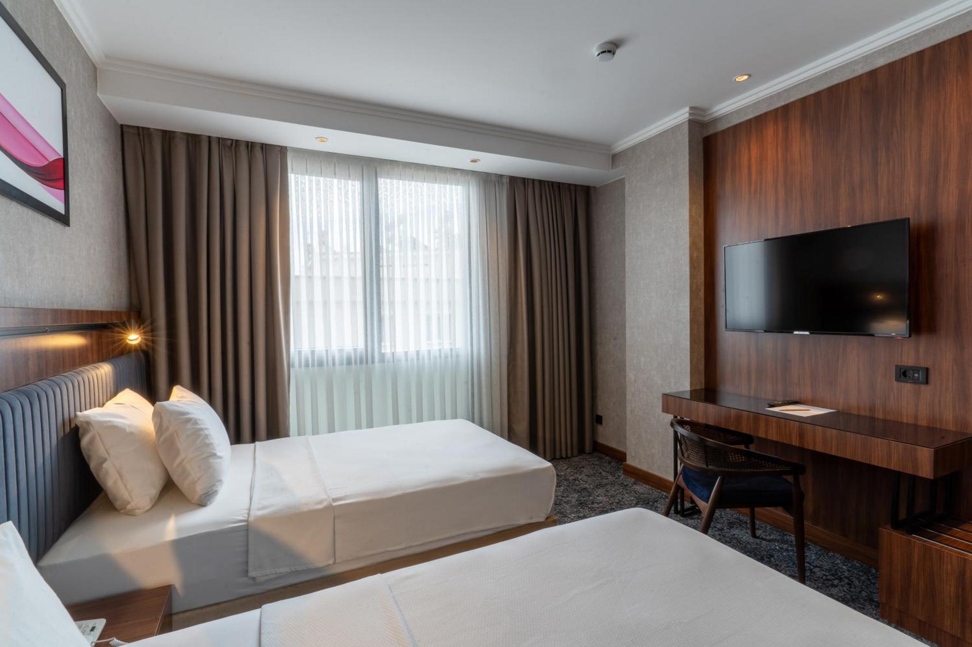 Hotel Ramada By Wyndham Gaziantep Exterior foto